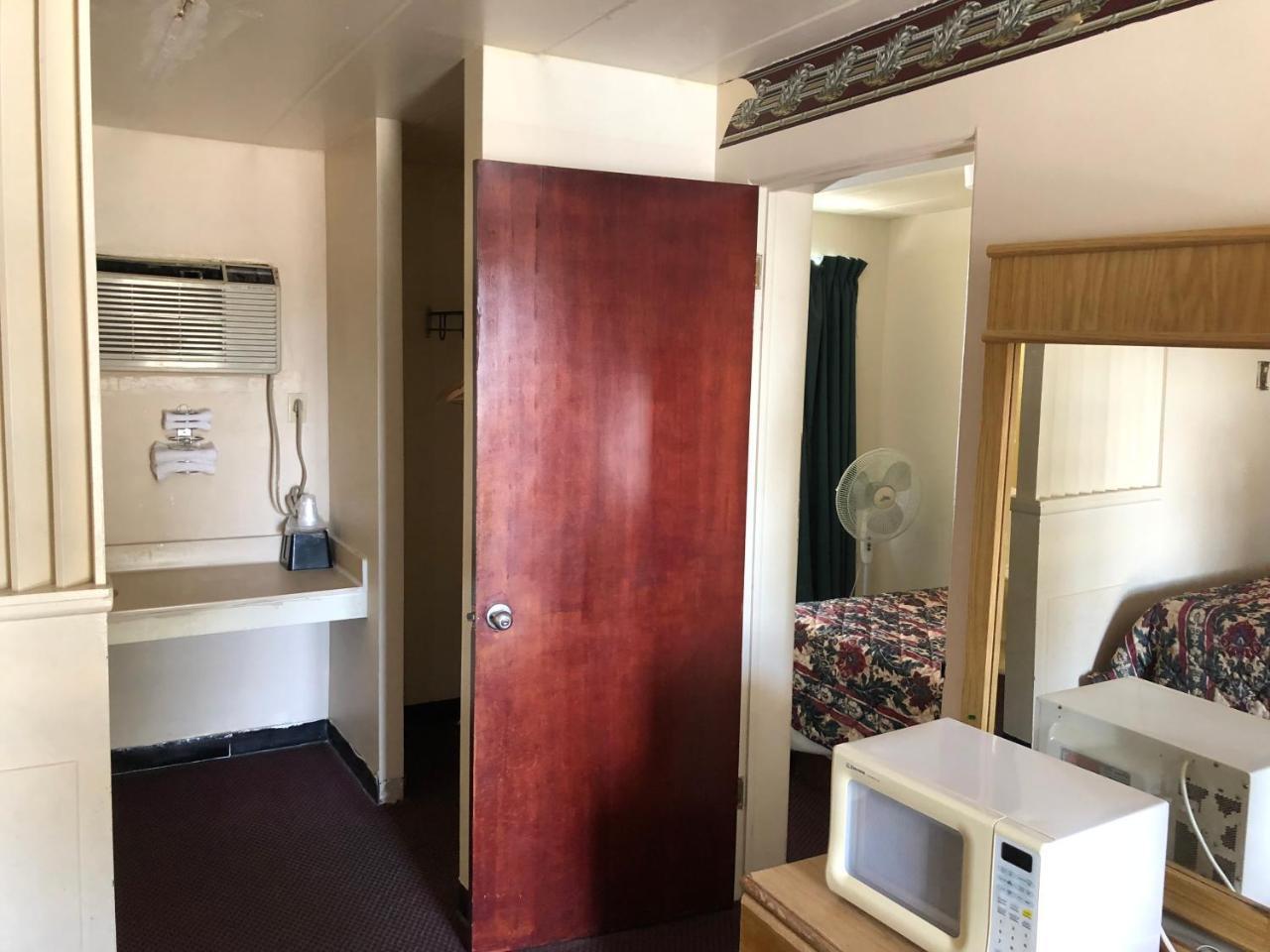 Seaway MotelRoosevelt Park エクステリア 写真