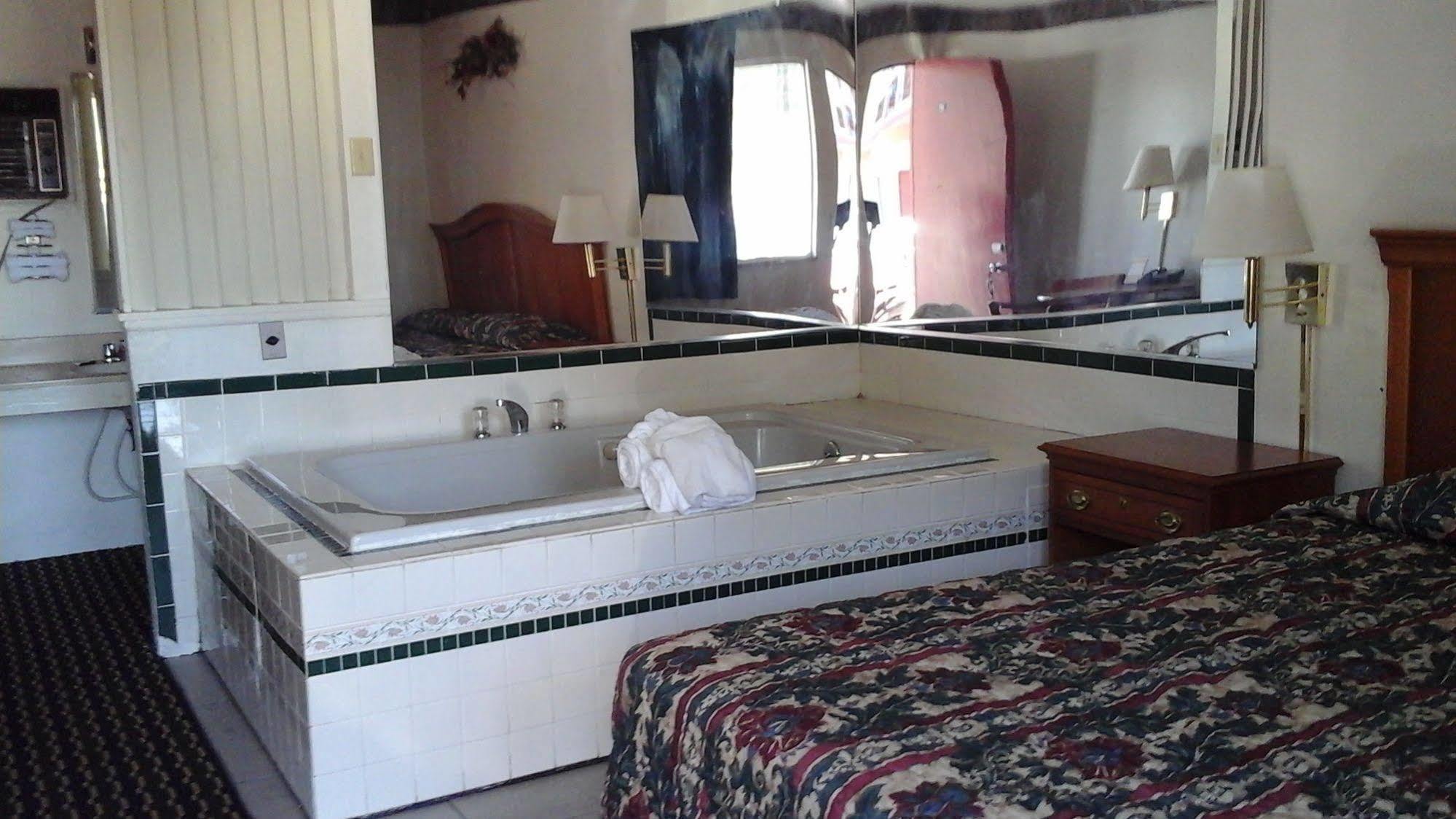 Seaway MotelRoosevelt Park エクステリア 写真